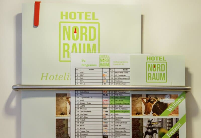 Informationstafel an der Rezeption